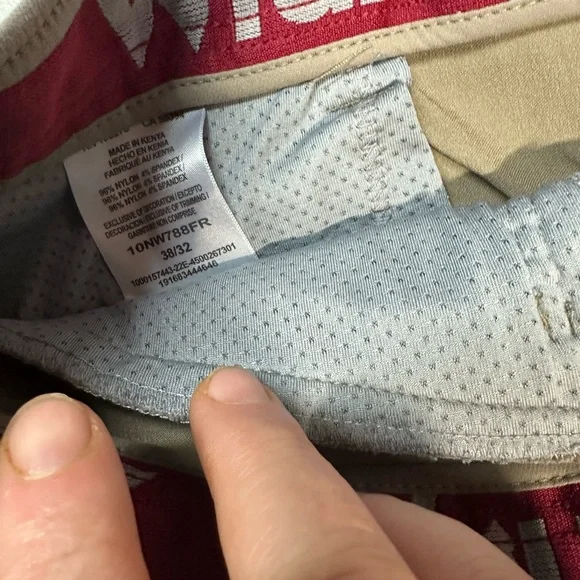 Wrangler Stretch fit pants 38x32 - Picture 2 of 3